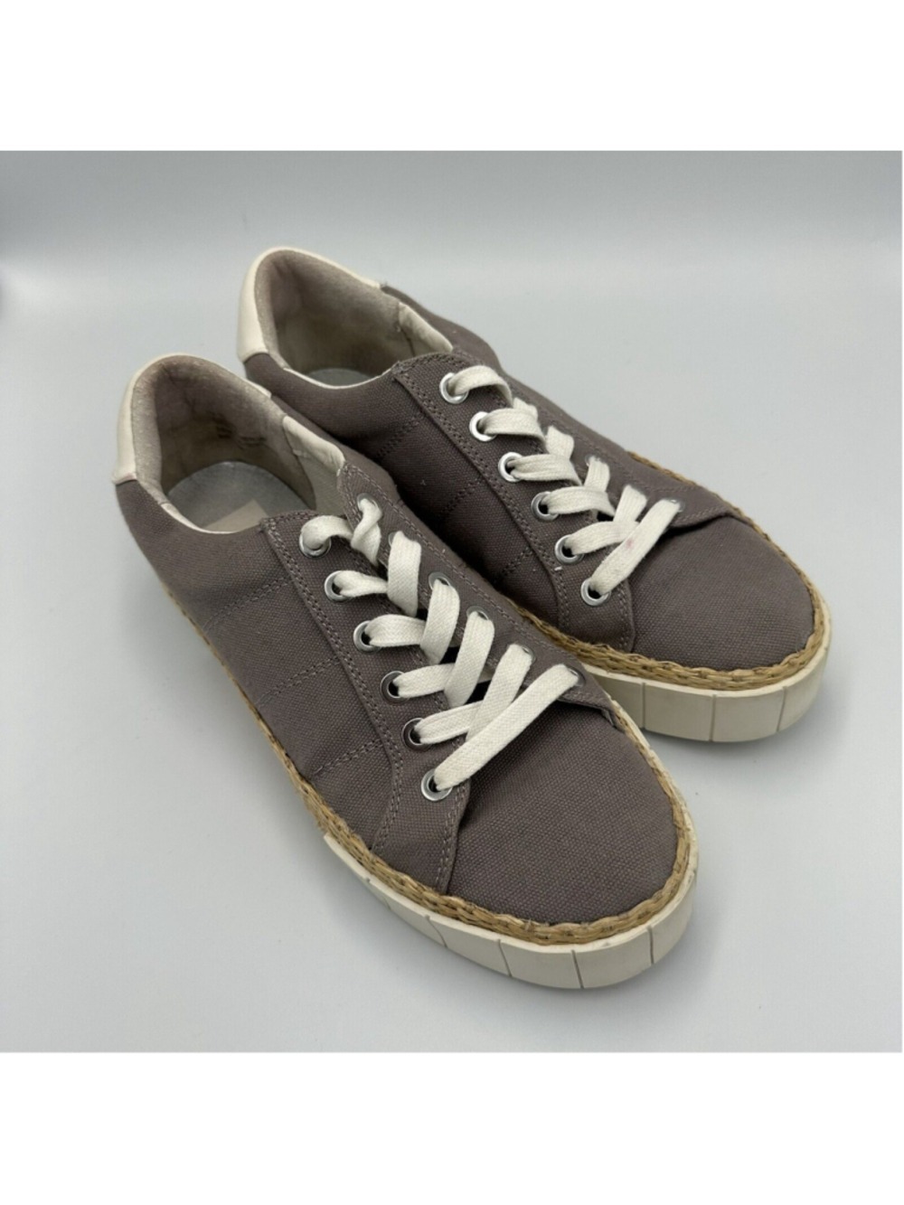 Dolce Vita Yuki Grey Canvas Comfort Sneakers Women’s Shoes Size 8.5